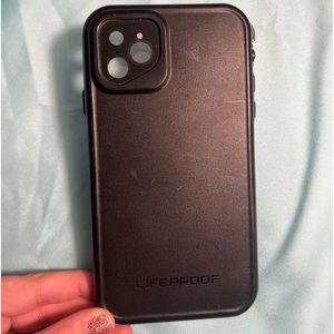iPhone 11 lifeproof case